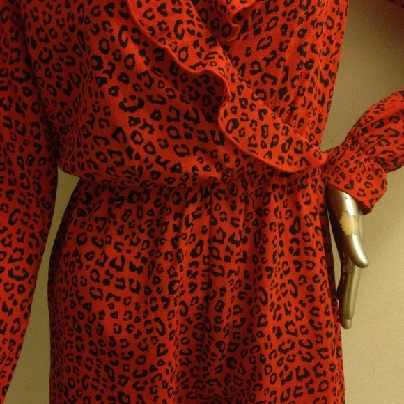 Dividcd leopard print red Cross vest short set jumpsuit size small - Picture 8 of 15